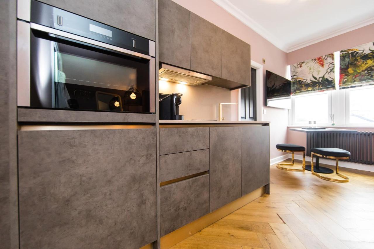 Dragon Villas By Maison Parfaite - Luxury Studios & Apartments - Harrogate Exterior foto